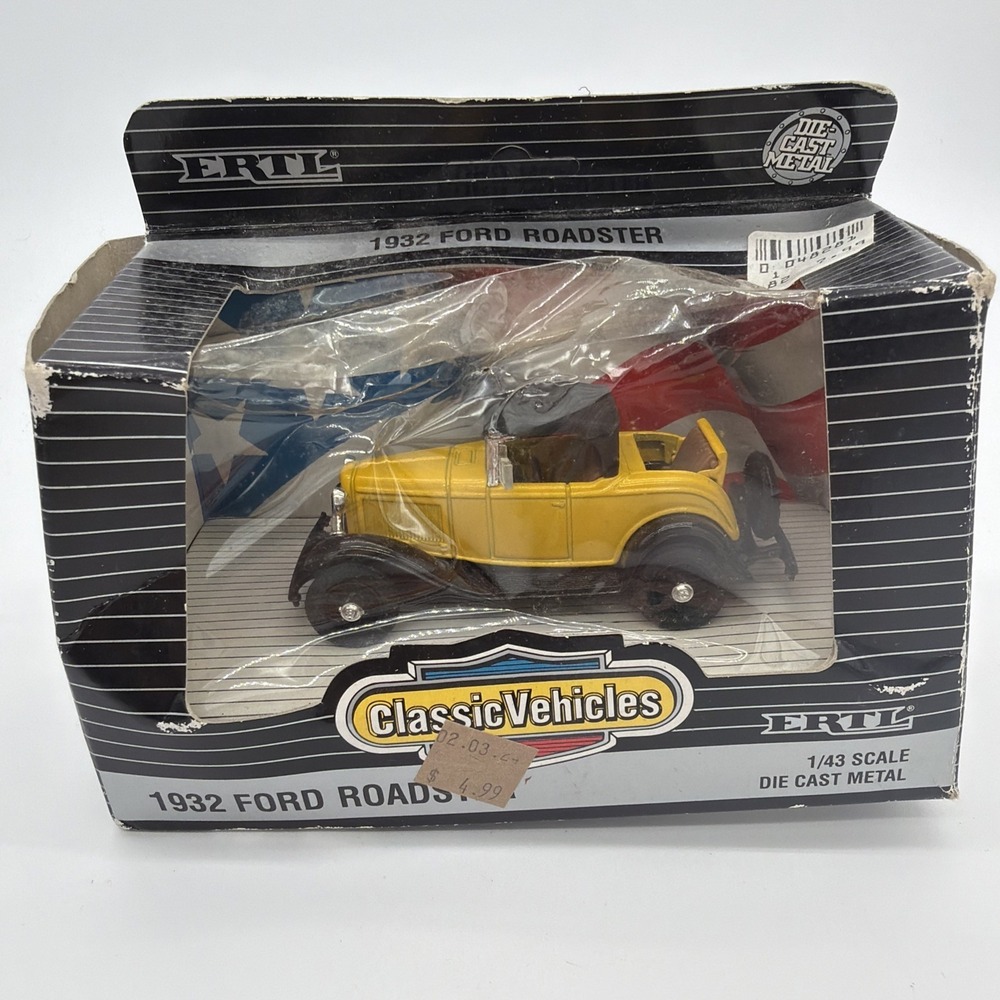1932 Ford Roadster Collectible 1/43 Scale Diecast Diorama‎ Model Box Damage
